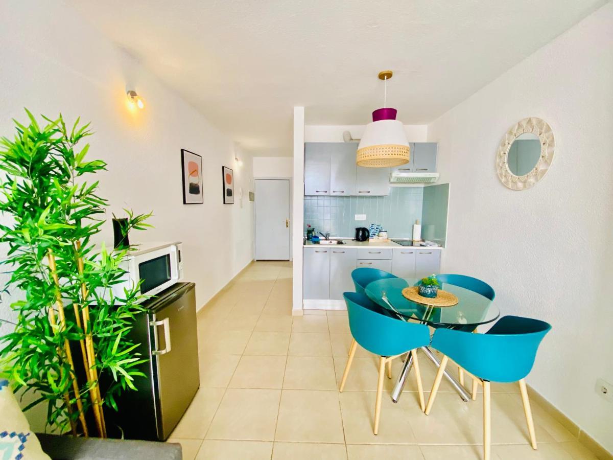 Golden Wave Apartment Corralejo Exterior photo
